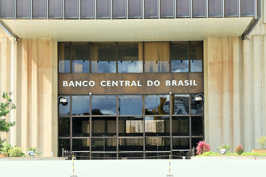 InfoMoney | Site do Banco Central sai do ar por sobrecarga em sistema que ‘caça’ dinheiro esquecido em bancos