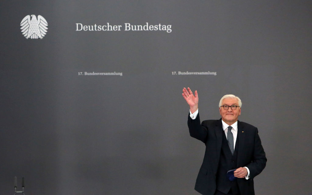 InfoMoney | Favorecendo a continuidade, Alemanha reelege Steinmeier como presidente