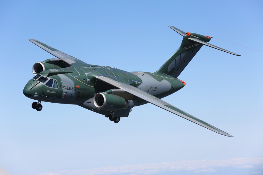 InfoMoney | Embraer reduz encomendas de KC-390 com impacto de US$ 50 mi