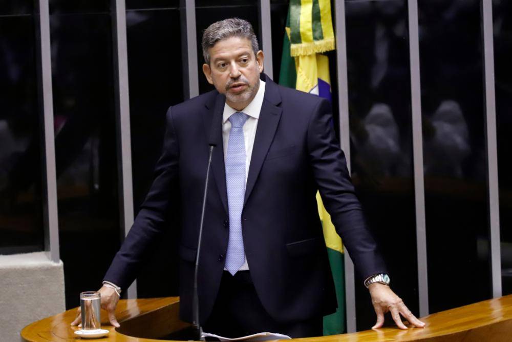 InfoMoney | Para Lira, reajuste anunciado pela Petrobras hoje, foi tapa na cara do País