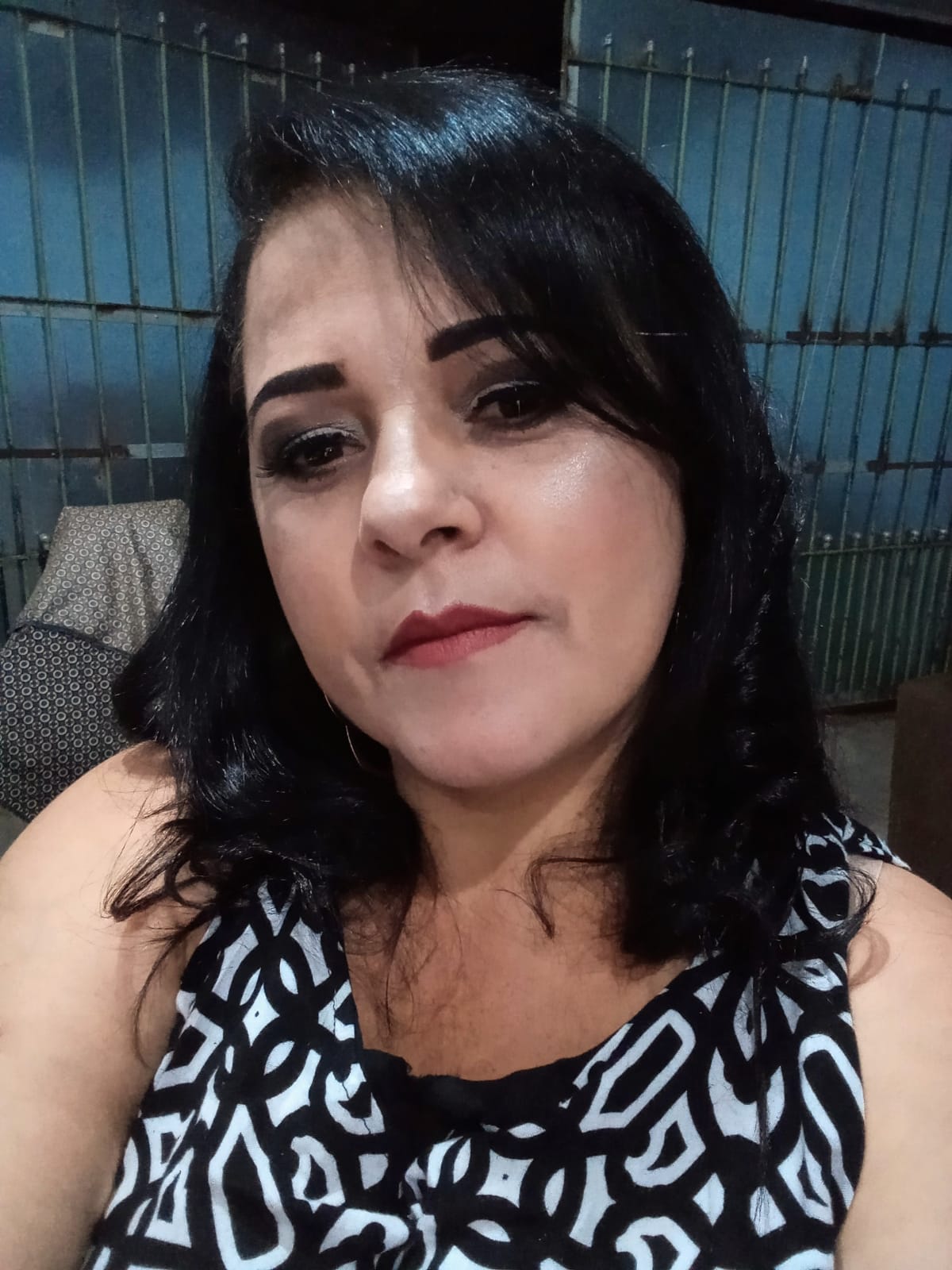 InfoMoney | Mãe-de-tesoura: cuidadora de filhos deficientes vira cabeleireira e tira do negócio ‘1º salário da vida’