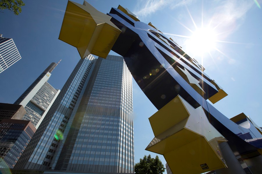 InfoMoney | BCE: Lane antecipa altas de 25 pontos-base nas reuniões de julho e setembro