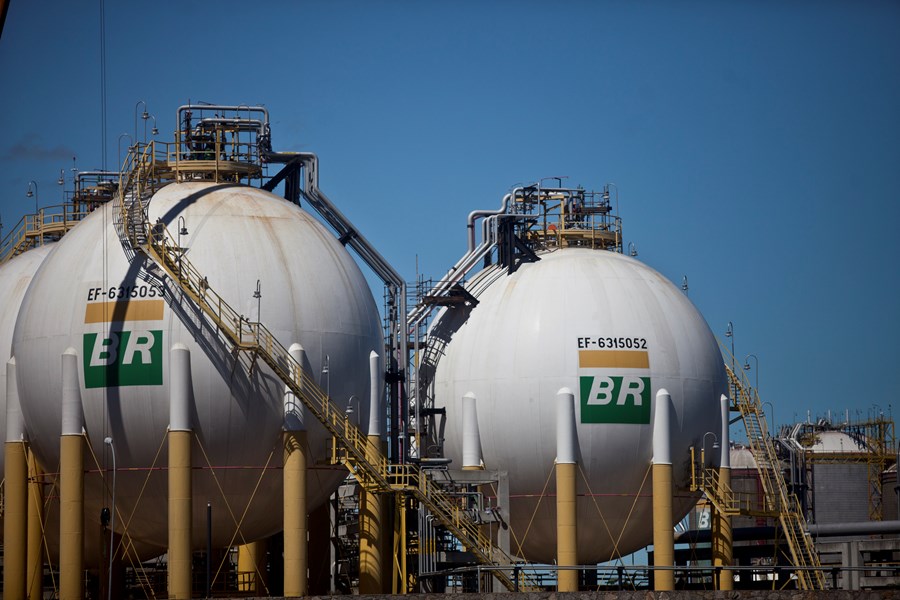 InfoMoney | Petrobras confirma redução de gás boliviano e vai tomar medidas cabíveis