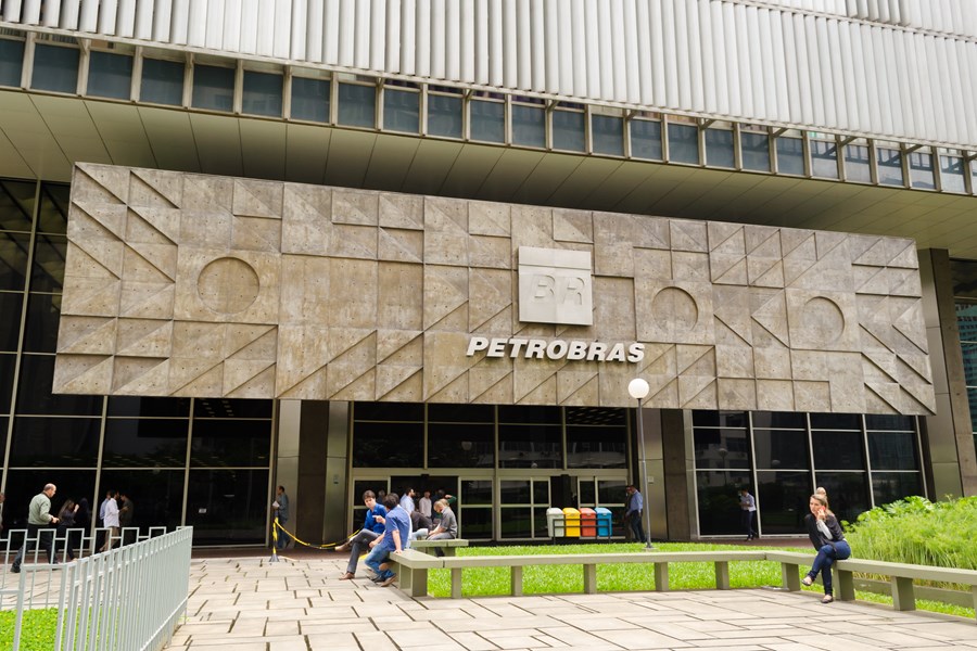 InfoMoney | Paes de Andrade tomará posse na terça-feira como presidente da Petrobras (PETR4), diz assessoria