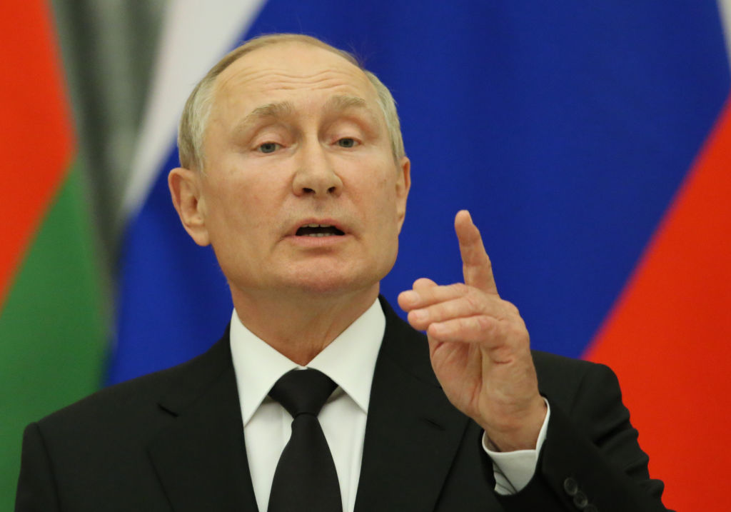 InfoMoney | Putin alerta Ocidente que Ucrânia está “a caminho da tragédia”