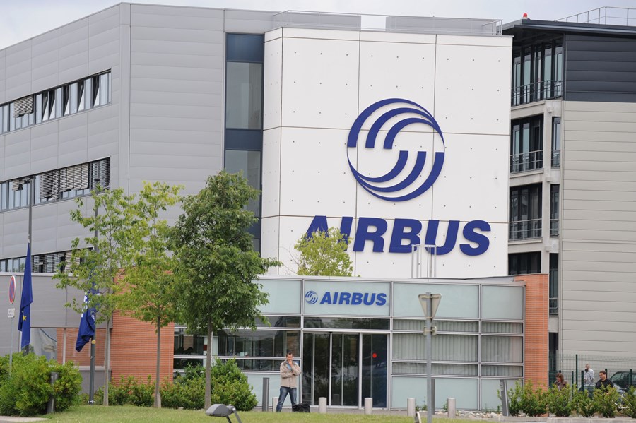 InfoMoney | Com retomada da demanda, Embraer, Airbus e Boeing têm falta de peças e de mão de obra