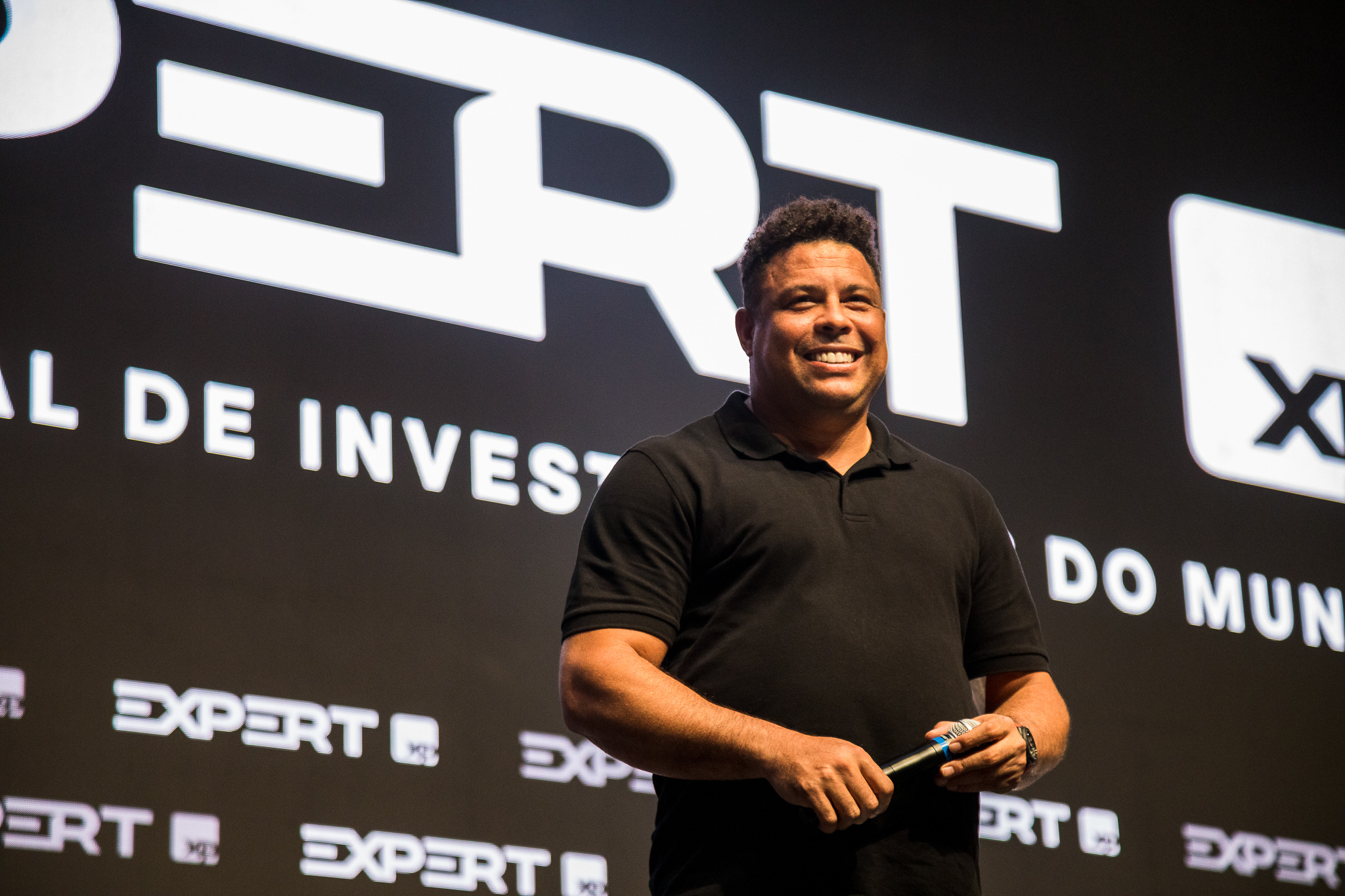 InfoMoney | ‘Sociedade Anônima do Futebol dá segurança ao investidor’, diz o hoje empresário Ronaldo Fenômeno