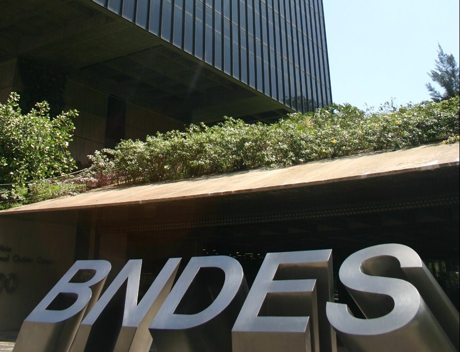 InfoMoney | BNDES deve devolver R$ 90 bilhões à União este ano