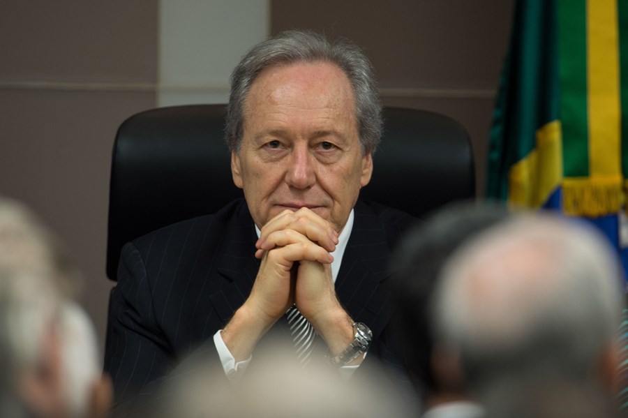 InfoMoney | Ministro do STF leva ao Congresso propostas que atualizam Lei do Impeachment